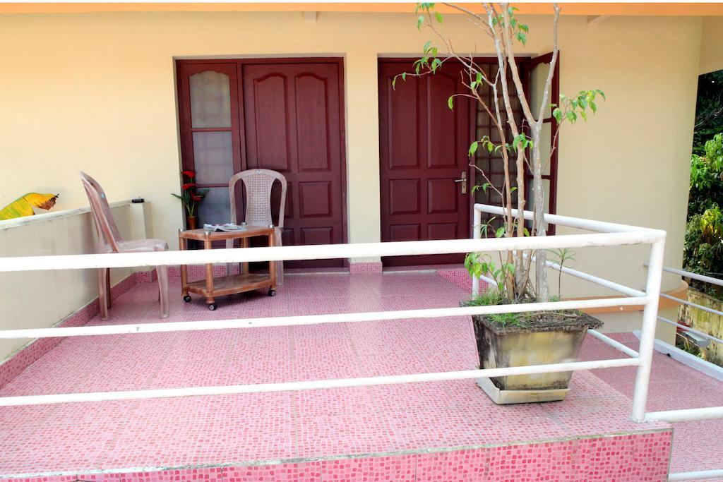 לינה וארוחת בוקר Kochi Das Residency מראה חיצוני תמונה