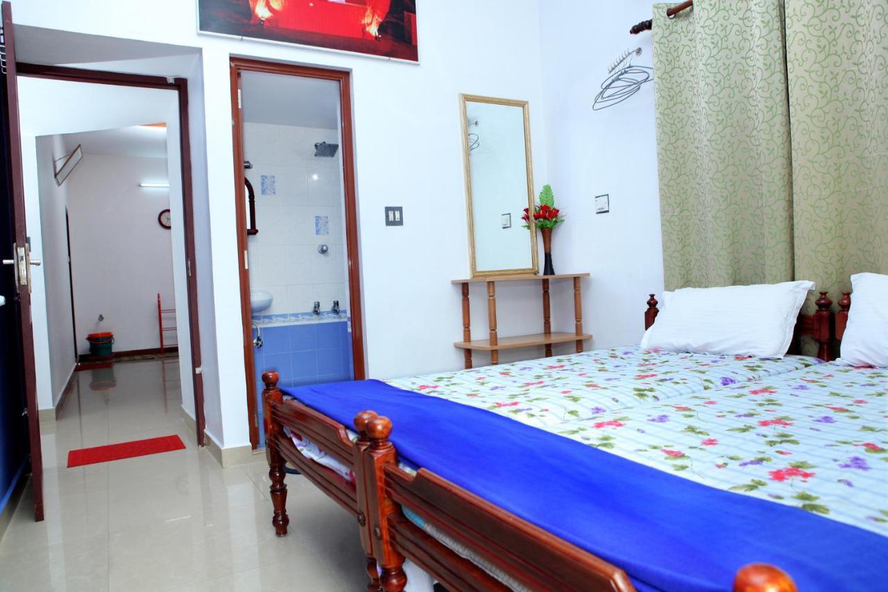 לינה וארוחת בוקר Kochi Das Residency מראה חיצוני תמונה