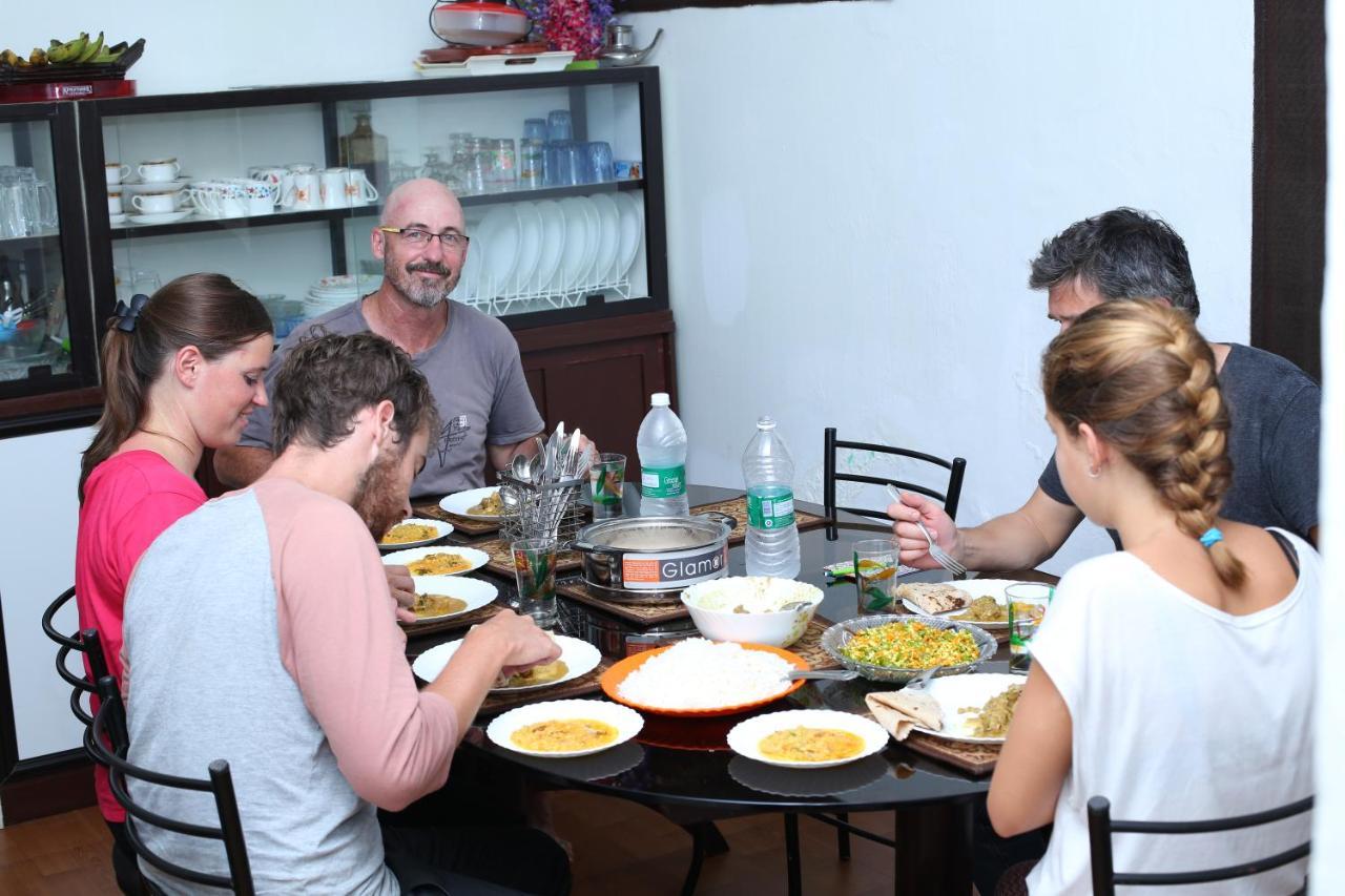 לינה וארוחת בוקר Kochi Das Residency מראה חיצוני תמונה