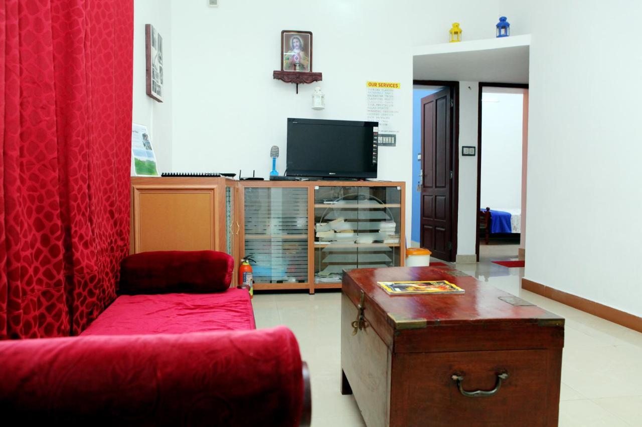 לינה וארוחת בוקר Kochi Das Residency מראה חיצוני תמונה