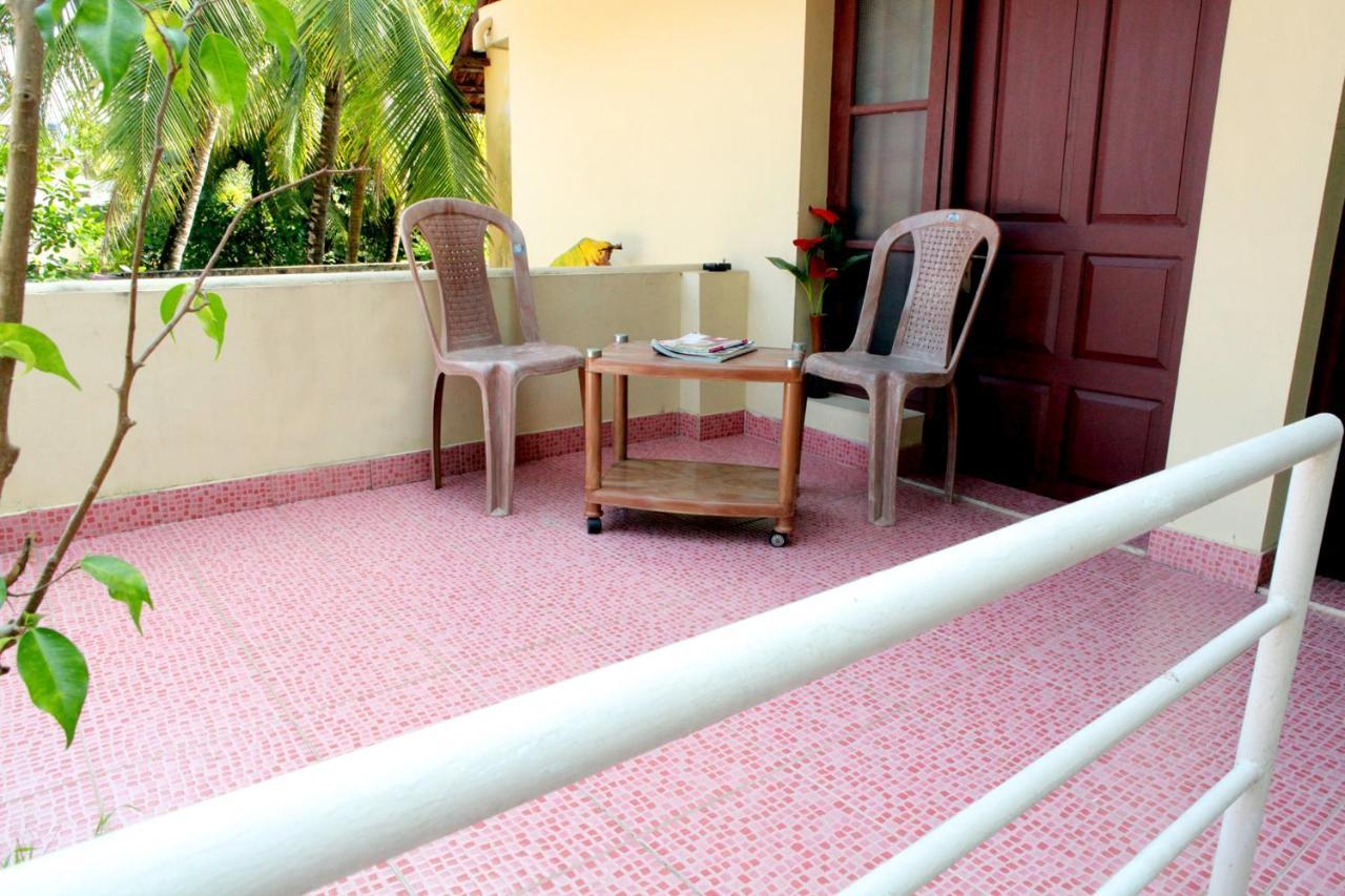 לינה וארוחת בוקר Kochi Das Residency מראה חיצוני תמונה